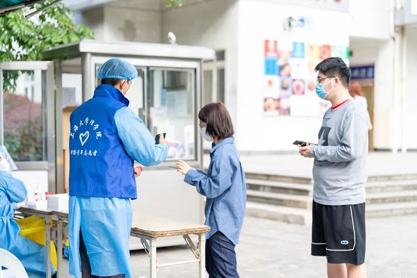 Đại học Thượng Hải chung tay hưởng ứng phòng, chống dịch Covid 19