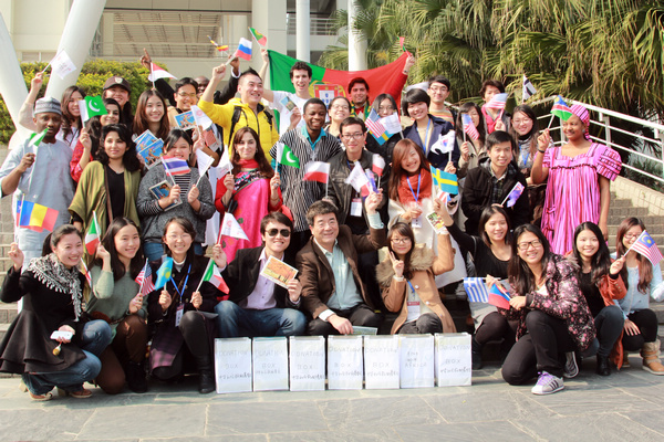 /upload/image/tin-tuc/hoc-dai-hoc-o-trung-quoc-khac-viet-nam-nhu-the-nao-2.jpg